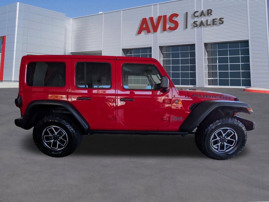 Thumbnail: 2025 Jeep Wrangler - 5