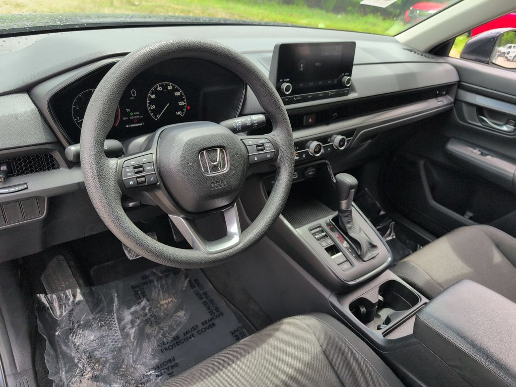 2025 Honda CR-V LX - Photo 15