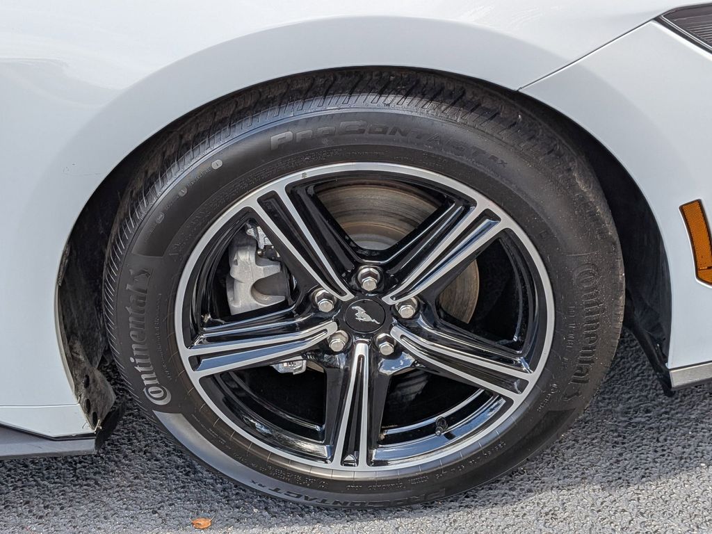 Thumbnail: 2025 Ford Mustang - 31