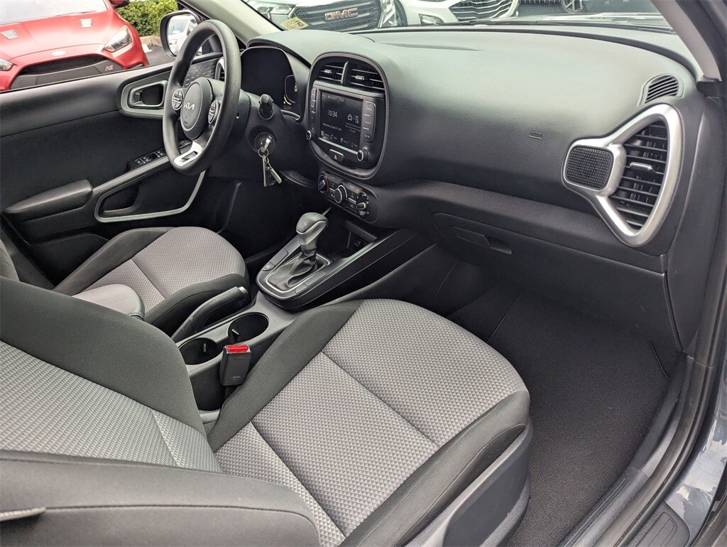 Thumbnail: 2024 Kia Soul - 25