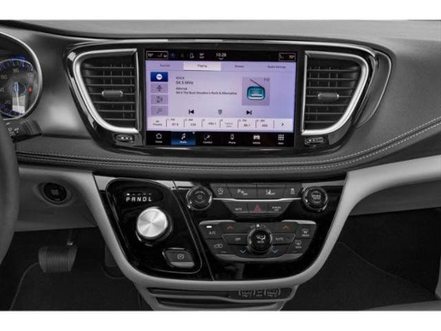 Thumbnail: 2023 Chrysler Pacifica - 13