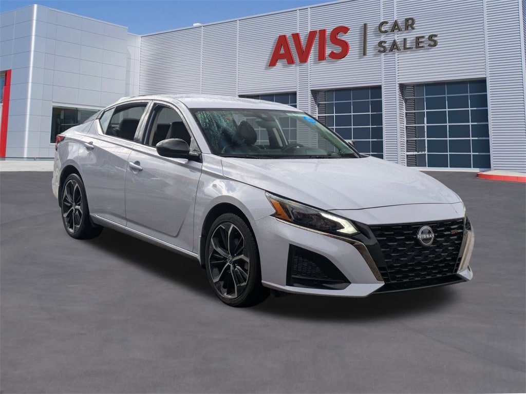 Certified 2025 Nissan Altima SR Sedan