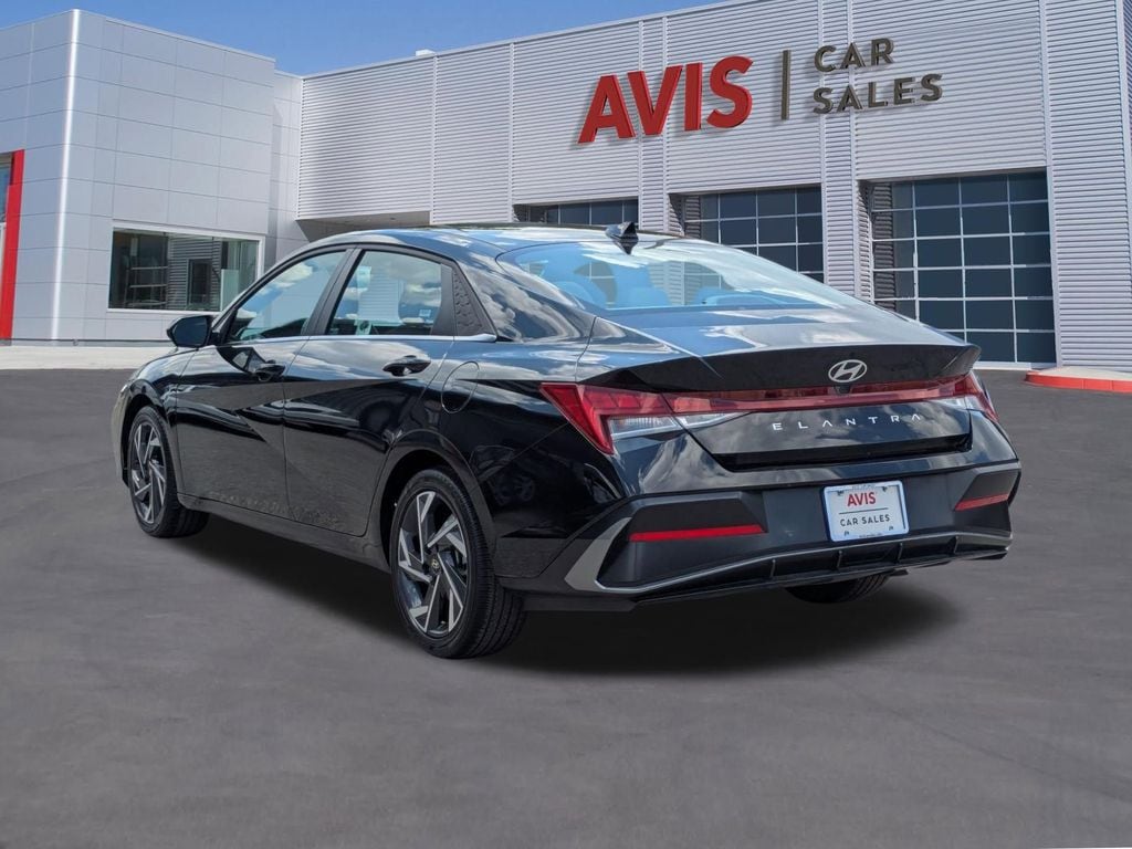 Thumbnail: 2025 Hyundai Elantra - 9