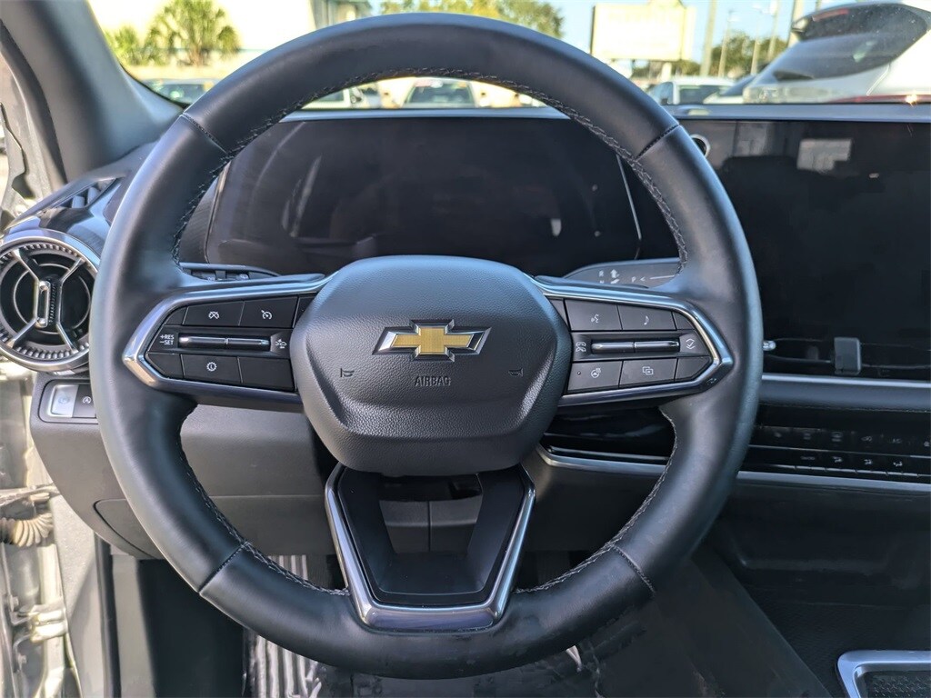 Thumbnail: 2025 Chevrolet Equinox - 21