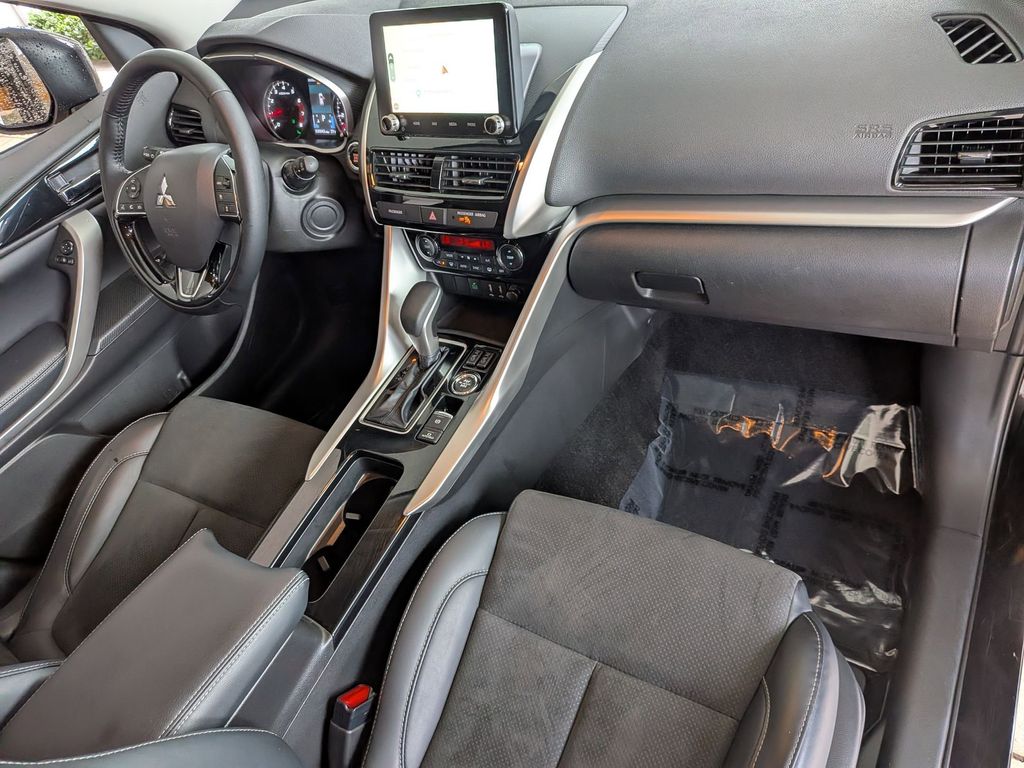 Thumbnail: 2025 Mitsubishi Eclipse Cross - 32