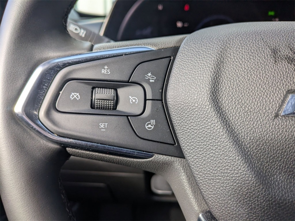 Thumbnail: 2025 Chevrolet Trax - 14