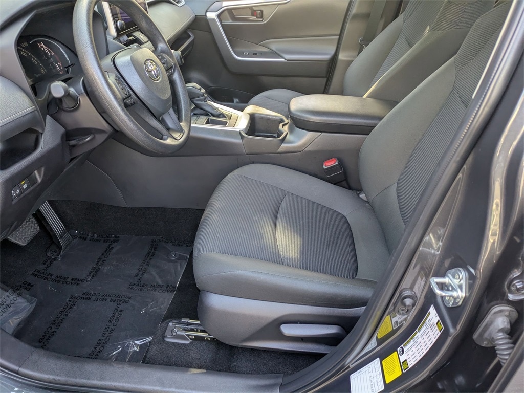 Thumbnail: 2025 Toyota RAV4 - 19