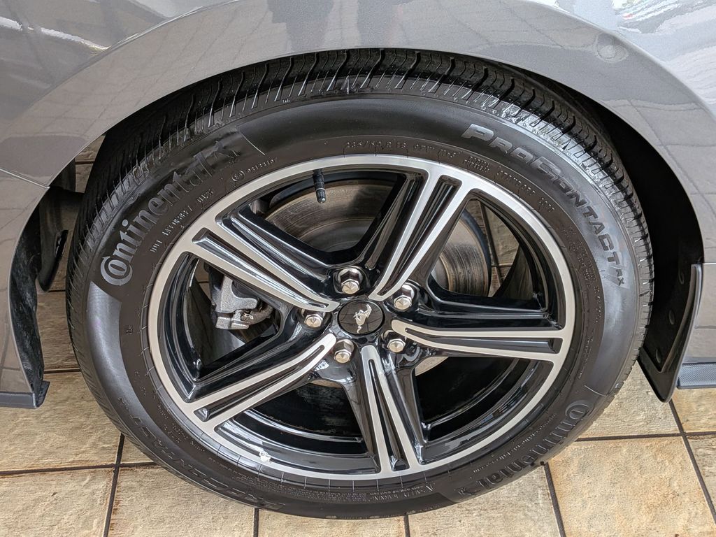 Thumbnail: 2025 Ford Mustang - 31