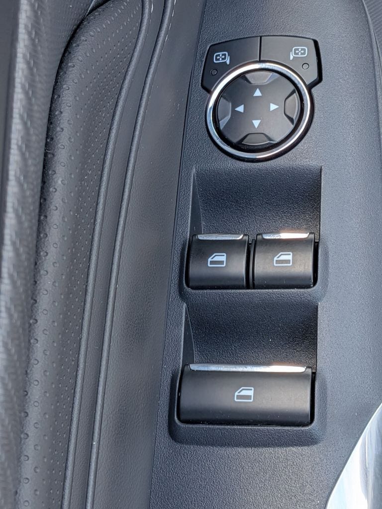 Thumbnail: 2025 Ford Mustang - 15