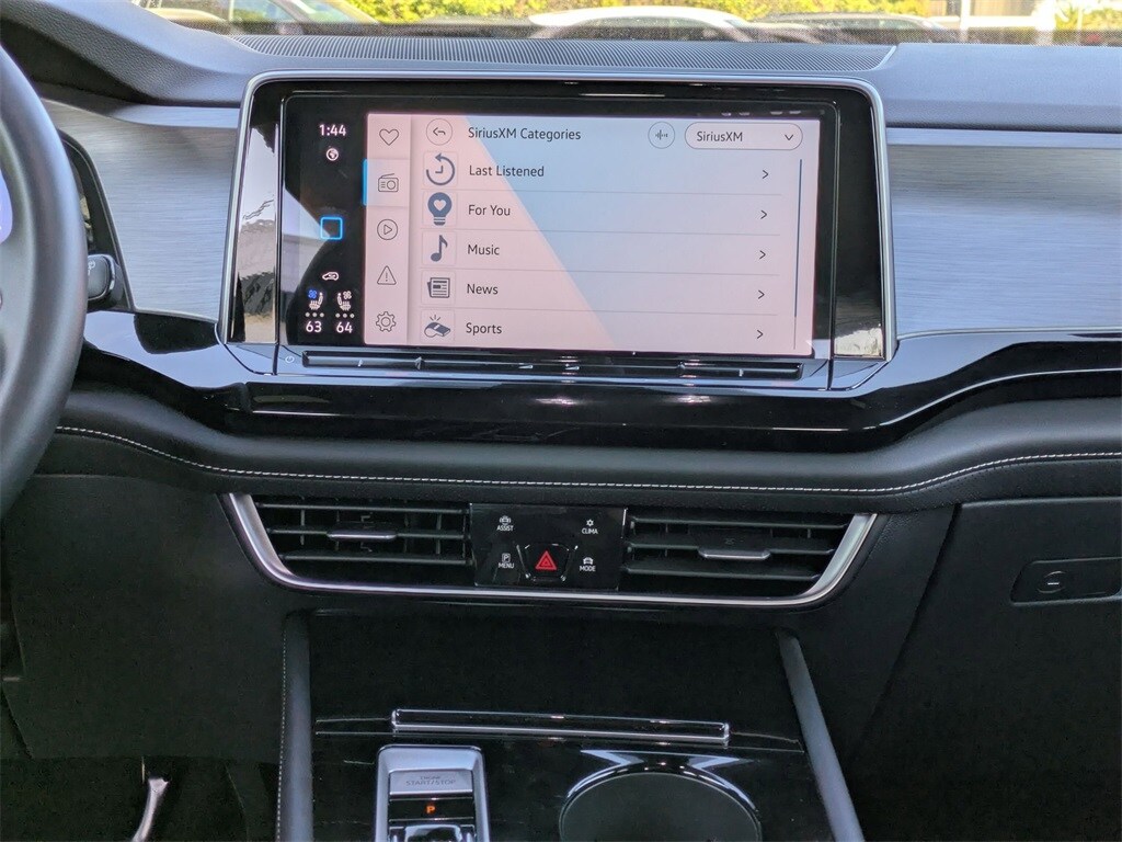 Thumbnail: 2025 Volkswagen Atlas - 10