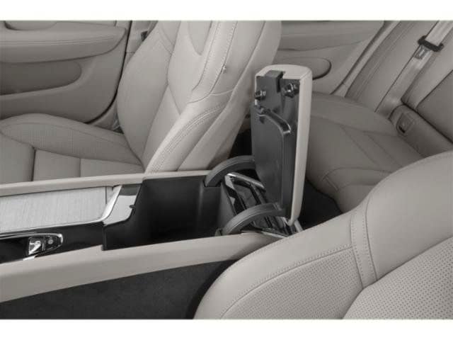 Thumbnail: 2025 Volvo S60 - 13