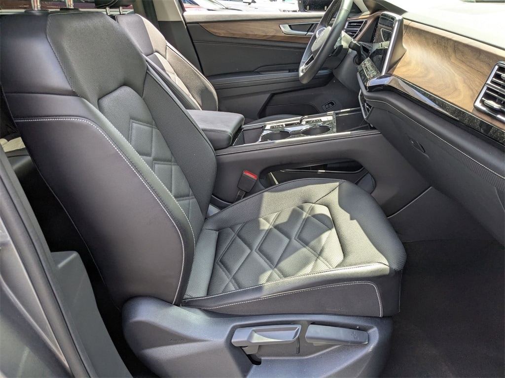 Thumbnail: 2024 Volkswagen Atlas - 31