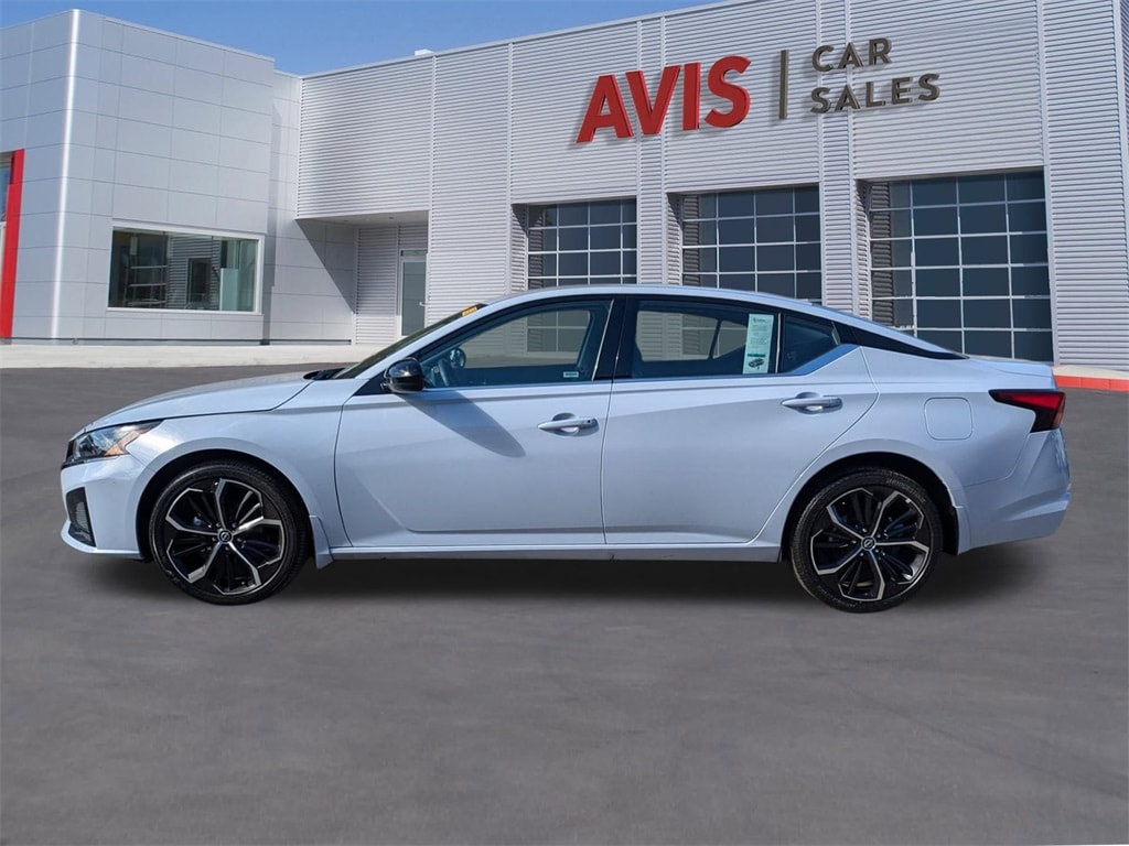 Thumbnail: 2025 Nissan Altima - 10