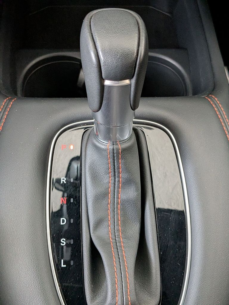 Thumbnail: 2025 Honda HR-V - 17