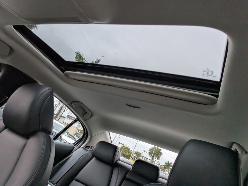 Thumbnail: 2025 Mazda Mazda3 - 20