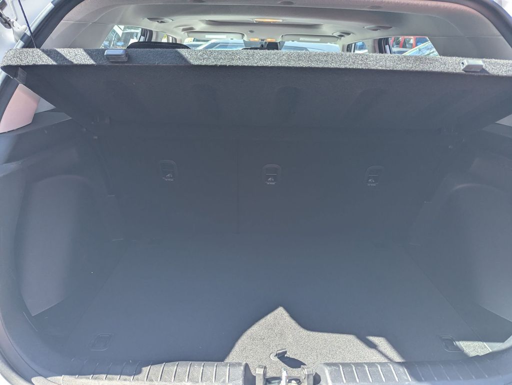 Thumbnail: 2025 Hyundai Venue - 26