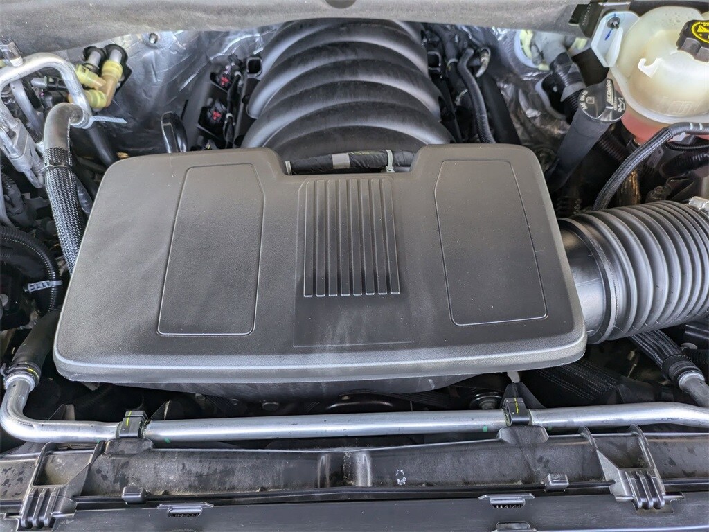 Thumbnail: 2023 Chevrolet Suburban - 35