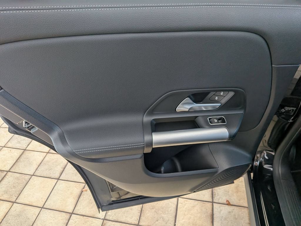 2025 Mercedes-Benz GLA GLA250 - Photo 23