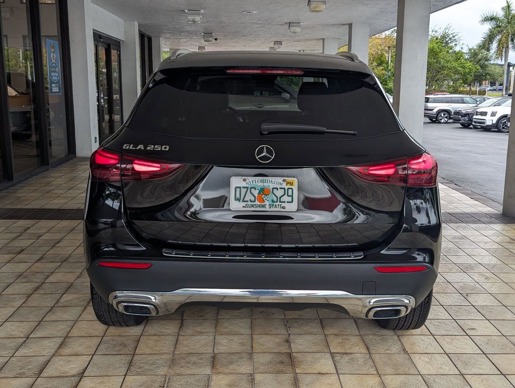 Thumbnail: 2025 Mercedes-Benz GLA - 6