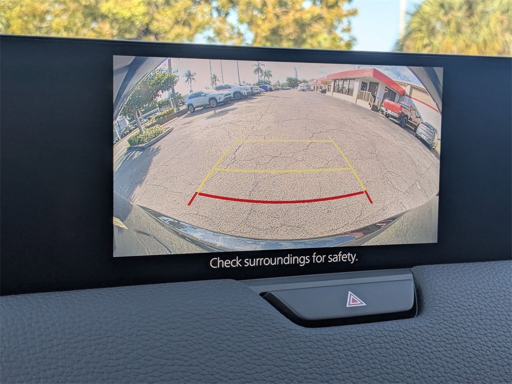 Thumbnail: 2025 Mazda CX-90 - 18