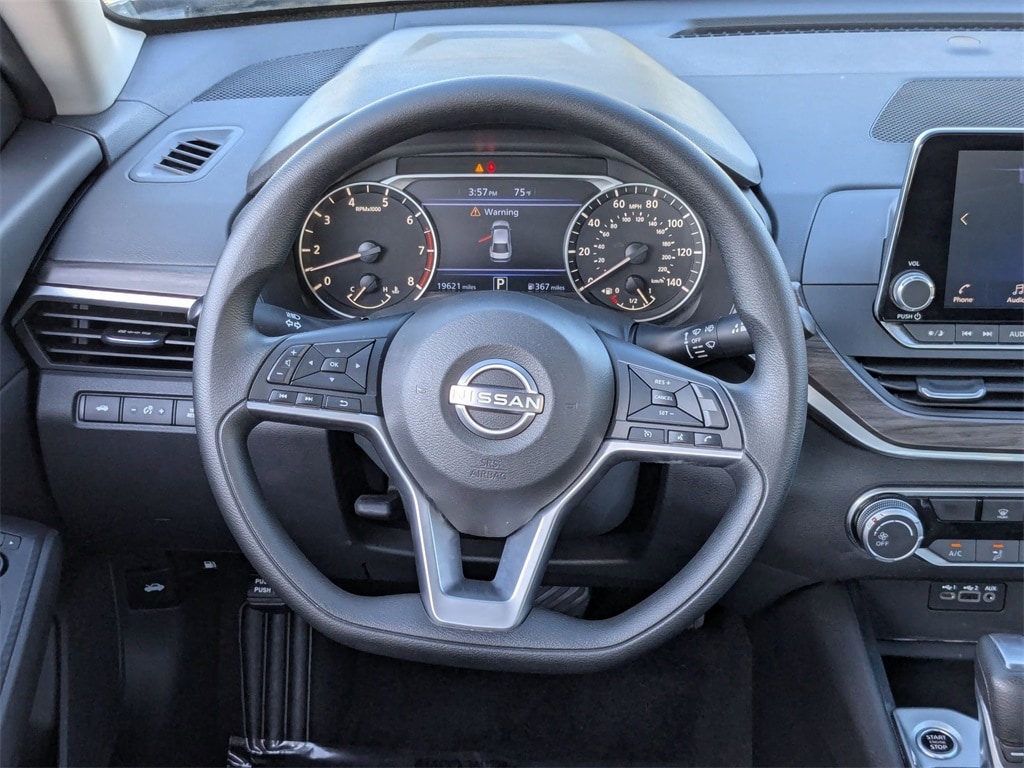 Thumbnail: 2025 Nissan Altima - 24