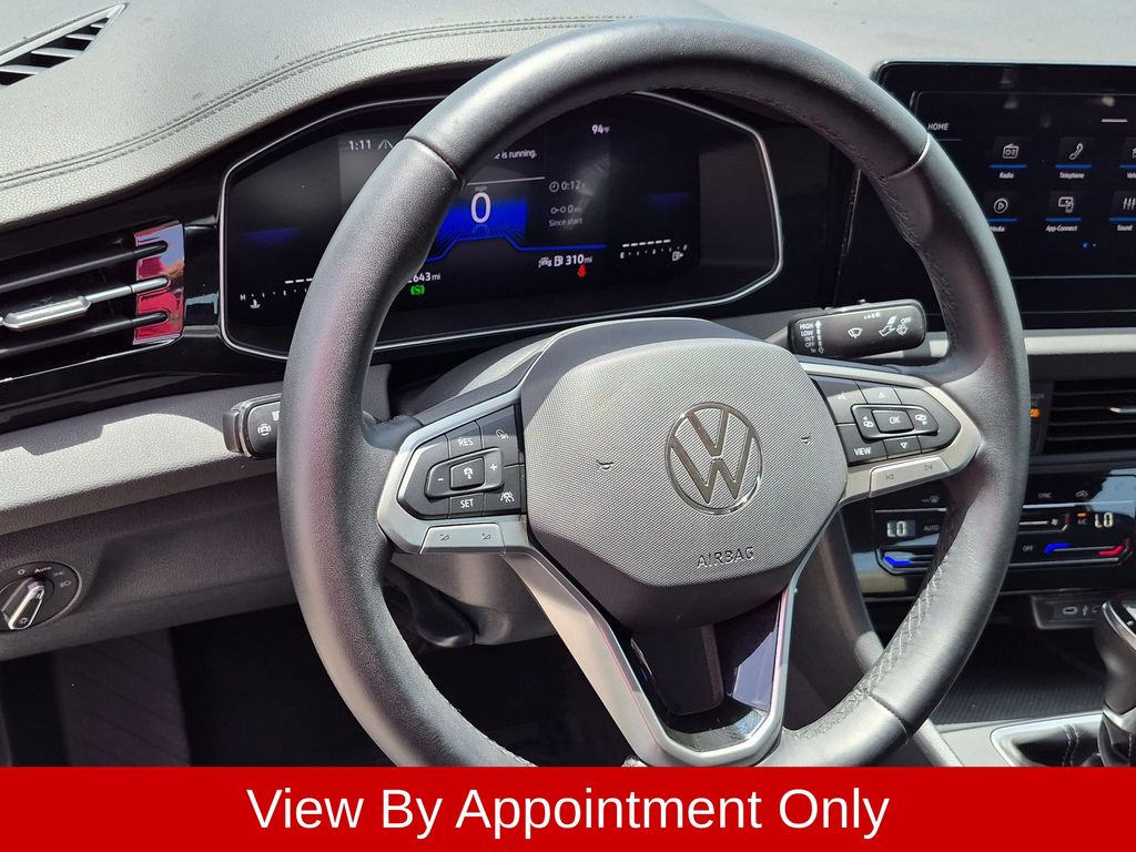 Thumbnail: 2025 Volkswagen Jetta - 22