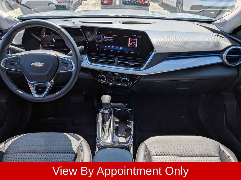 Thumbnail: 2025 Chevrolet Trax - 23