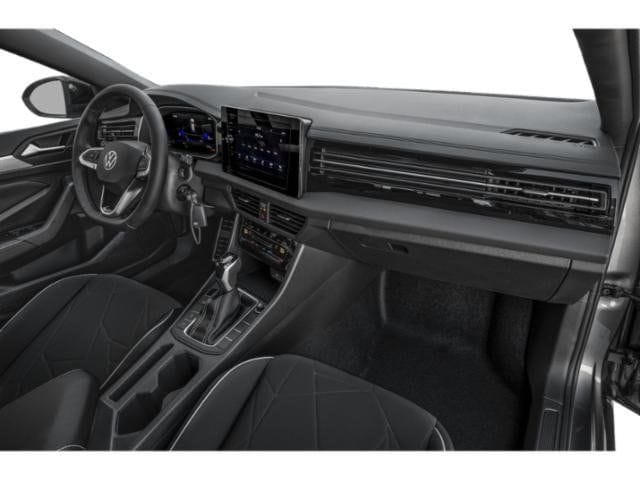 Thumbnail: 2025 Volkswagen Jetta - 14