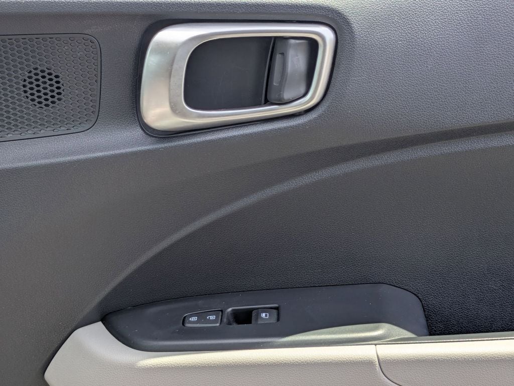 Thumbnail: 2025 Hyundai Venue - 33