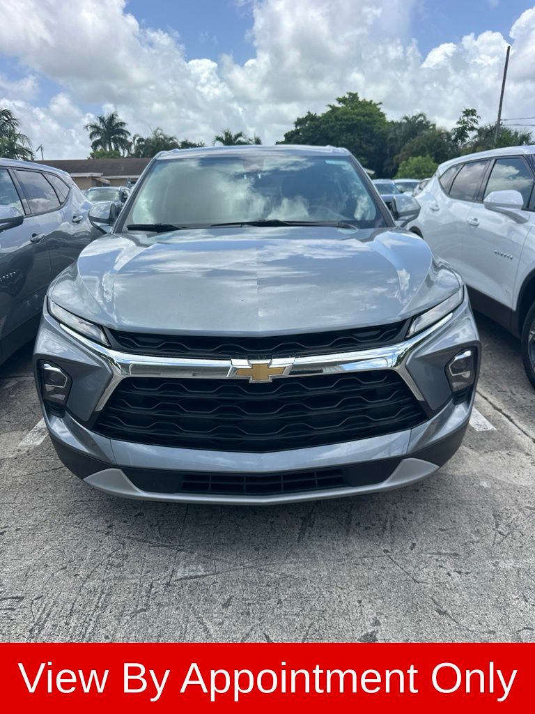Thumbnail: 2025 Chevrolet Blazer - 2