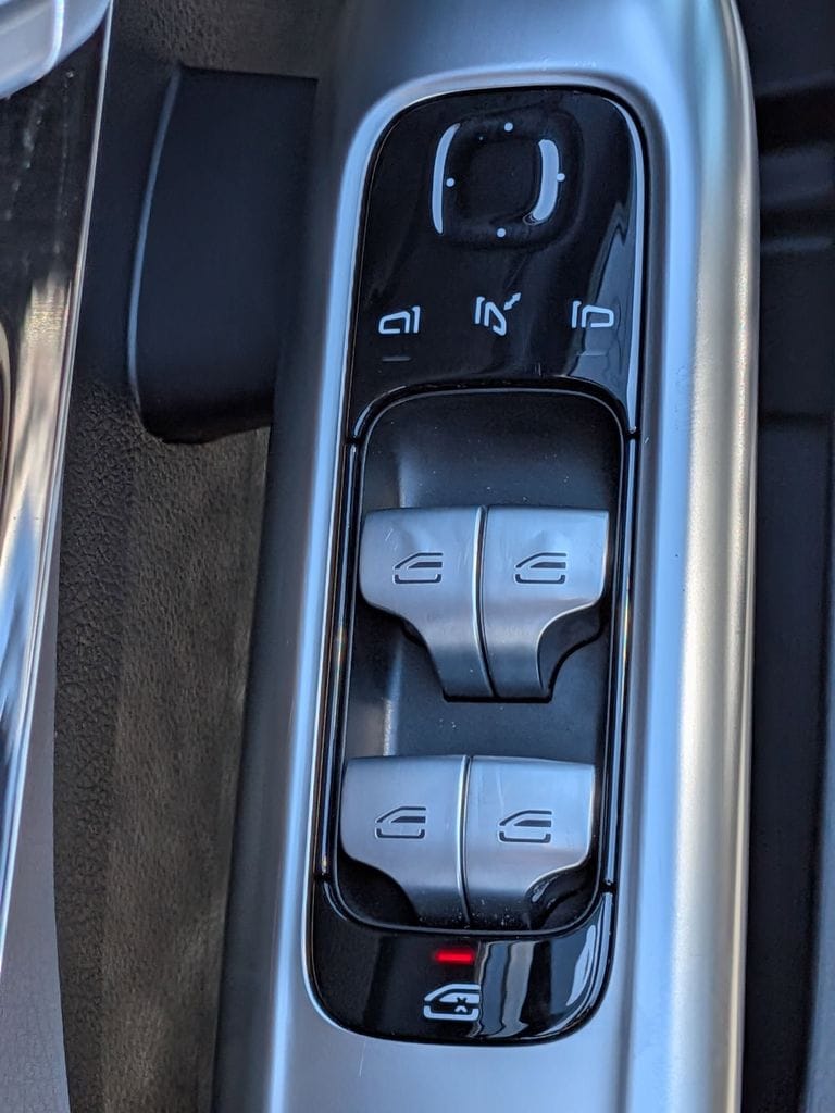 Thumbnail: 2025 Mercedes-Benz C-Class - 15