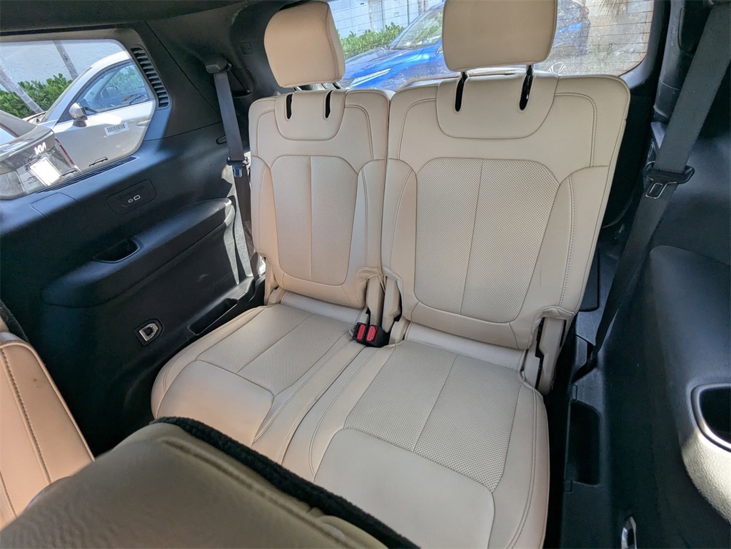 2023 Jeep Grand Cherokee Limited Edition 23