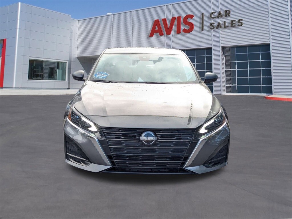 2024 Nissan Altima 2.5 SV photo 2