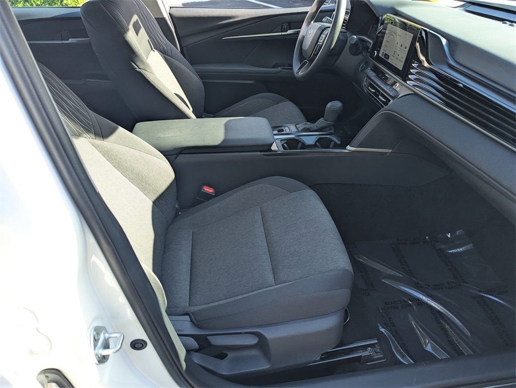 Thumbnail: 2025 Toyota Camry - 29