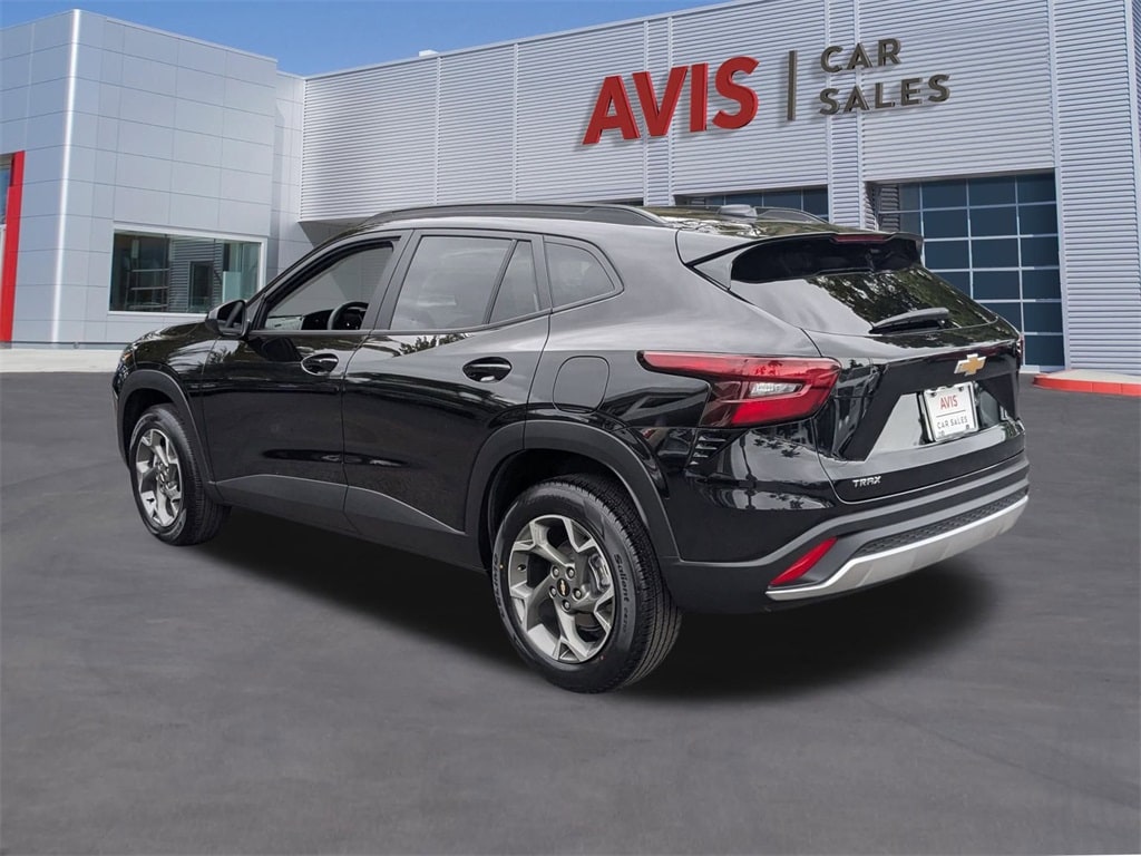 Thumbnail: 2025 Chevrolet Trax - 10