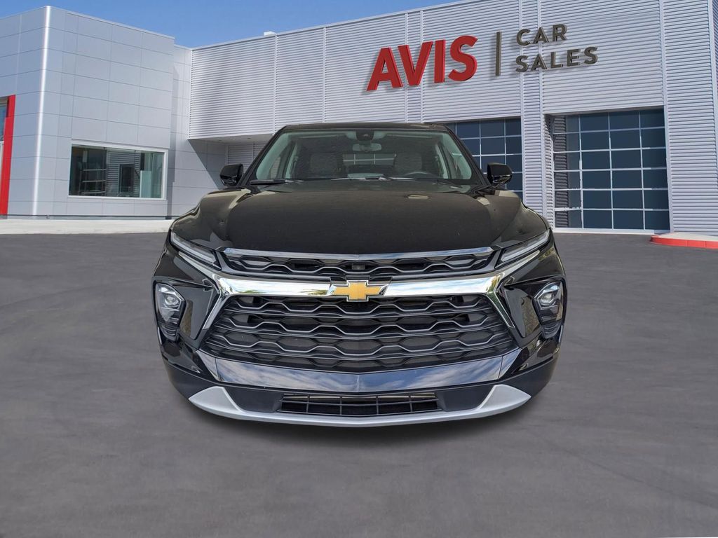 Thumbnail: 2025 Chevrolet Blazer - 2