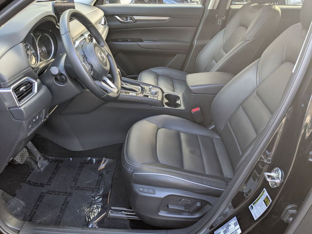 Thumbnail: 2025 Mazda CX-5 - 21