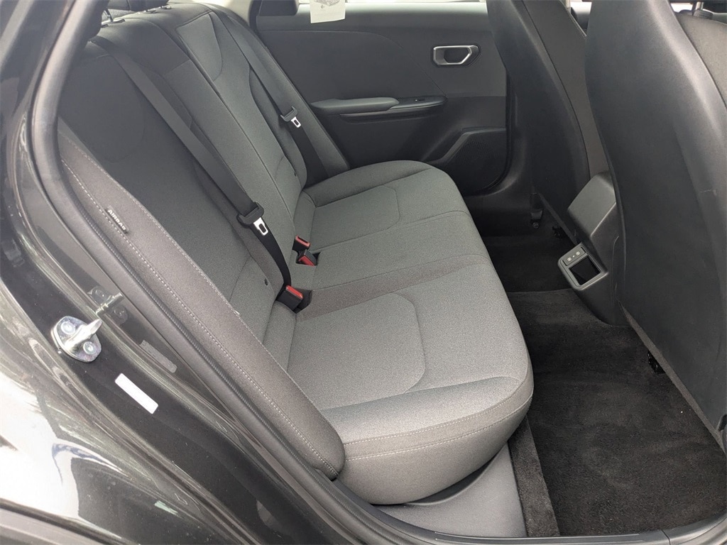 Thumbnail: 2025 Kia K4 - 28