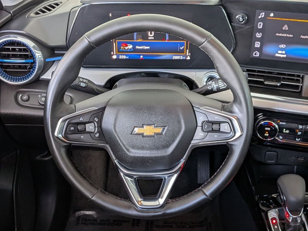 Thumbnail: 2025 Chevrolet Trax - 24