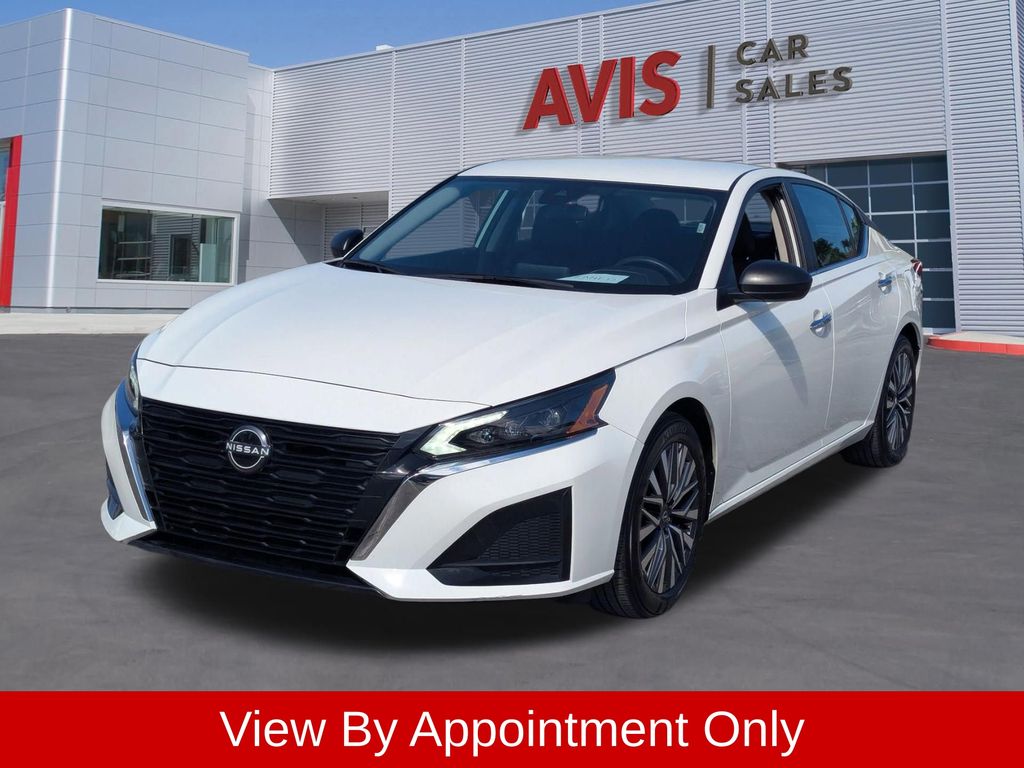 Thumbnail: 2025 Nissan Altima - 1