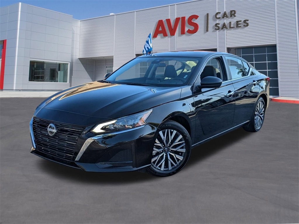 Thumbnail: 2025 Nissan Altima - 1