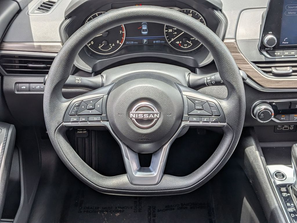 Thumbnail: 2025 Nissan Altima - 24