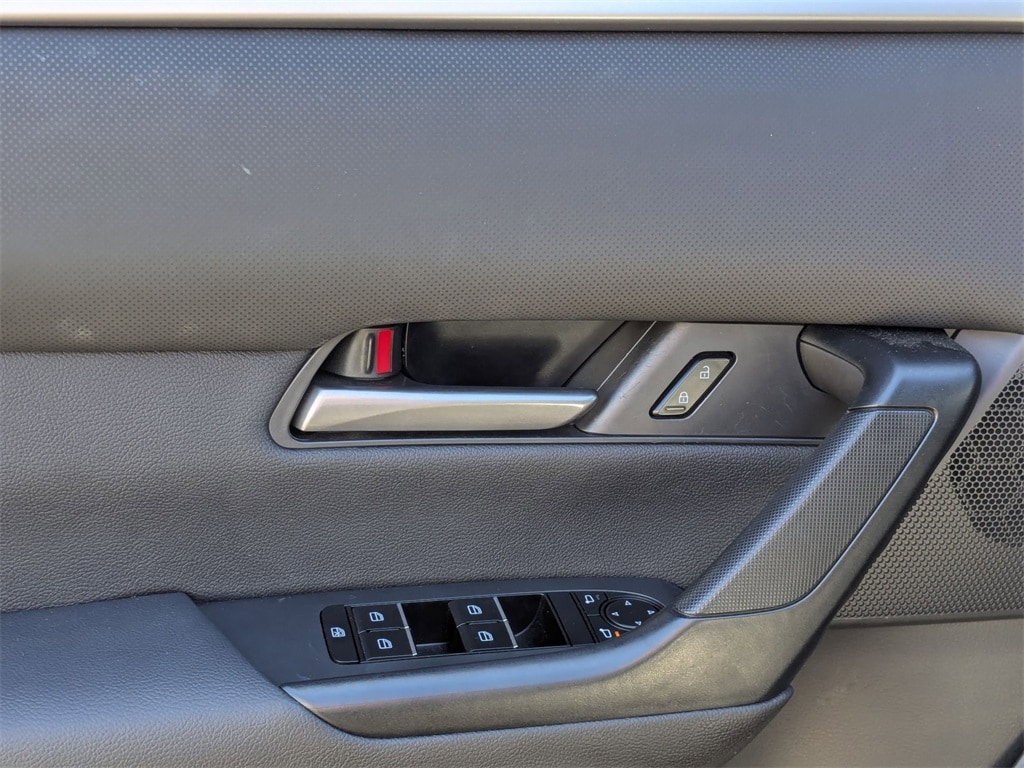 Thumbnail: 2025 Mazda CX-50 - 14