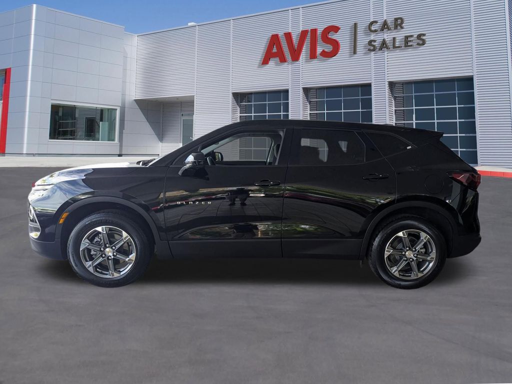 Thumbnail: 2025 Chevrolet Blazer - 10