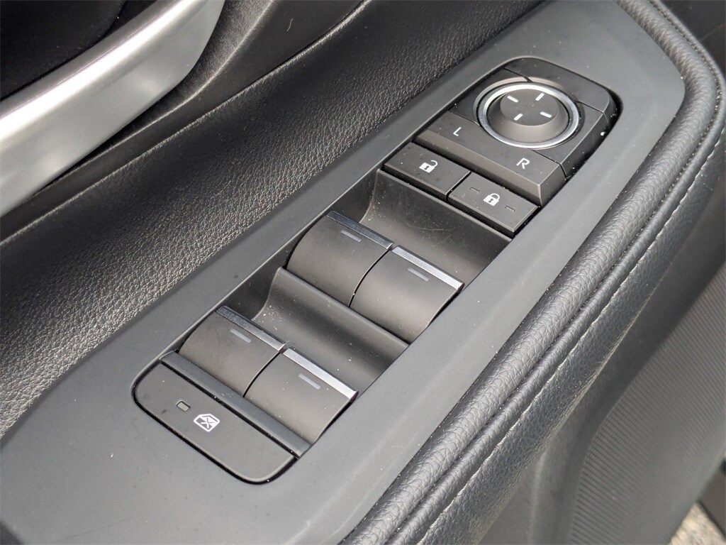 Thumbnail: 2025 Toyota Grand Highlander - 15