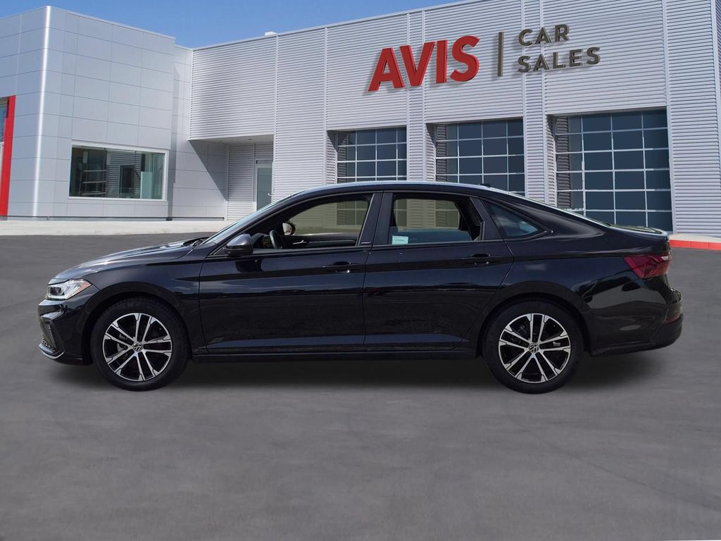 Thumbnail: 2025 Volkswagen Jetta - 10