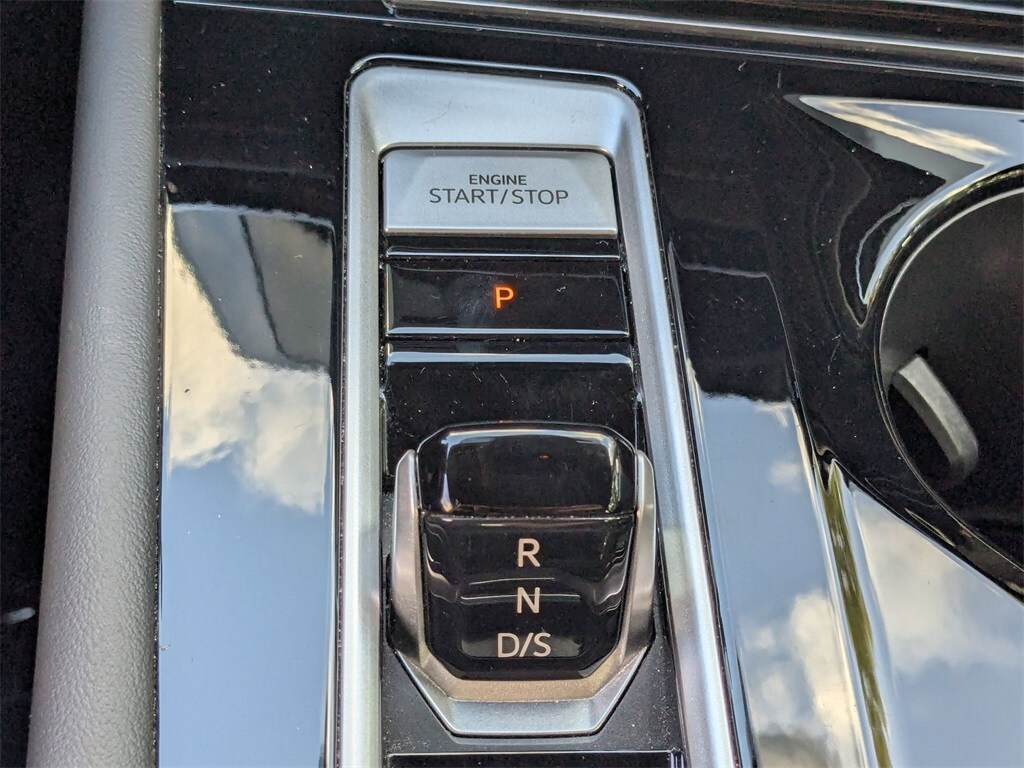 Thumbnail: 2025 Volkswagen Atlas - 14