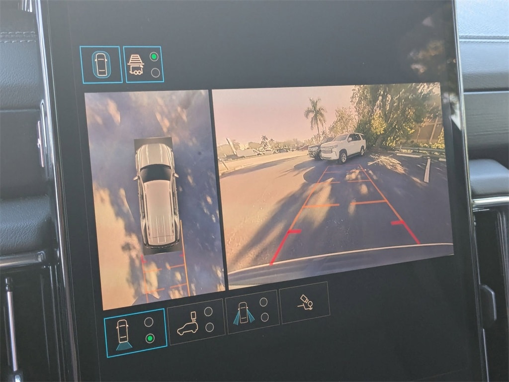 Thumbnail: 2025 GMC Yukon - 18