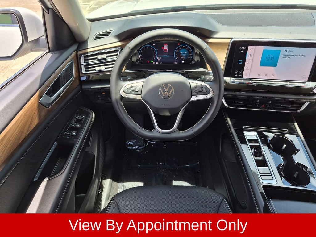2025 Volkswagen Atlas SE w/Tech - Photo 23