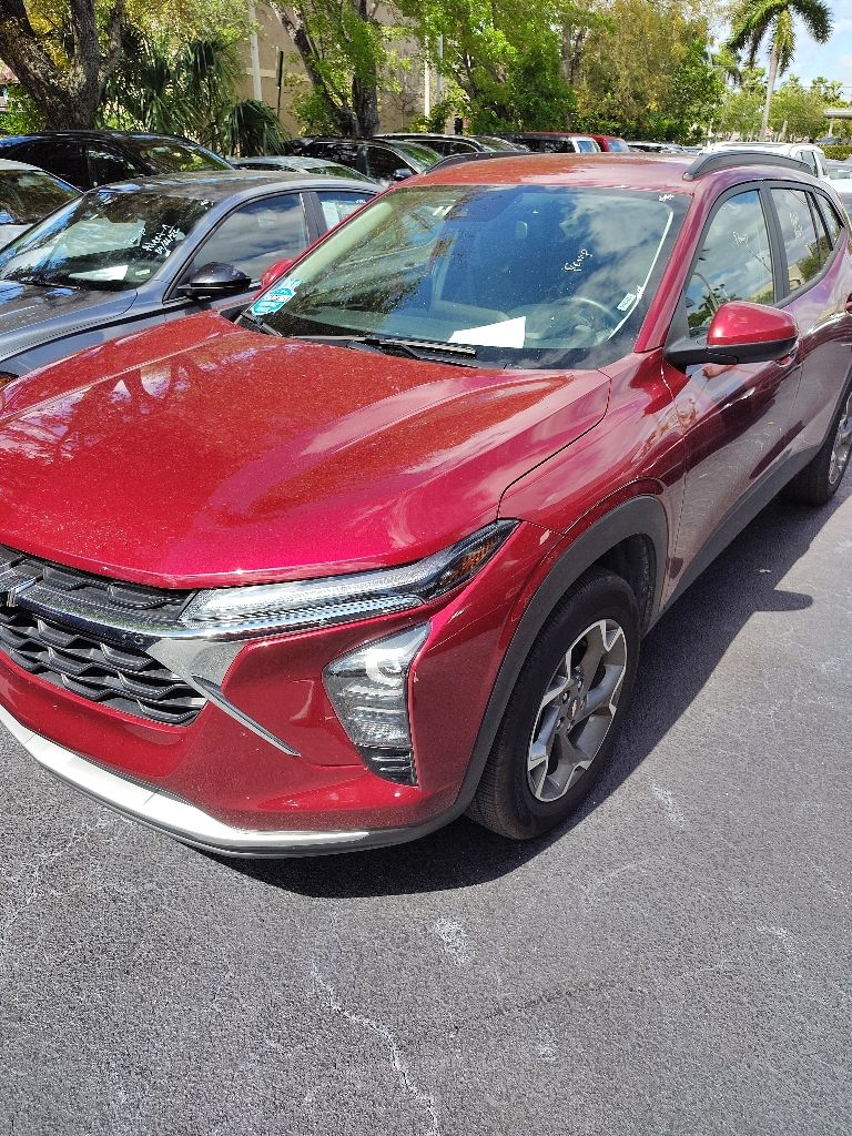 Thumbnail: 2025 Chevrolet Trax - 1